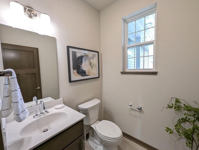 913 Brookview Trail, Mount Horeb, WI 53572