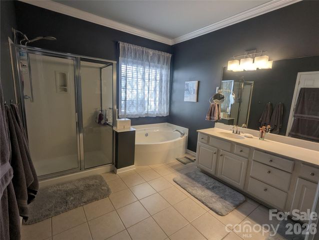 8403 Tintinhull Lane, Waxhaw, NC 28173