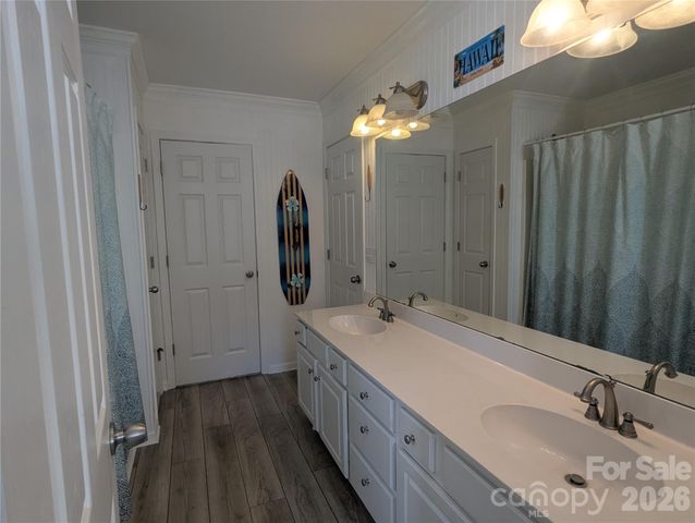 8403 Tintinhull Lane, Waxhaw, NC 28173