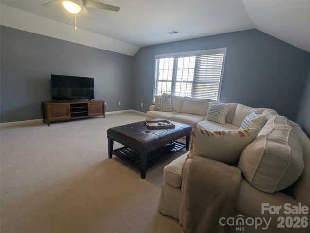 8403 Tintinhull Lane, Waxhaw, NC 28173