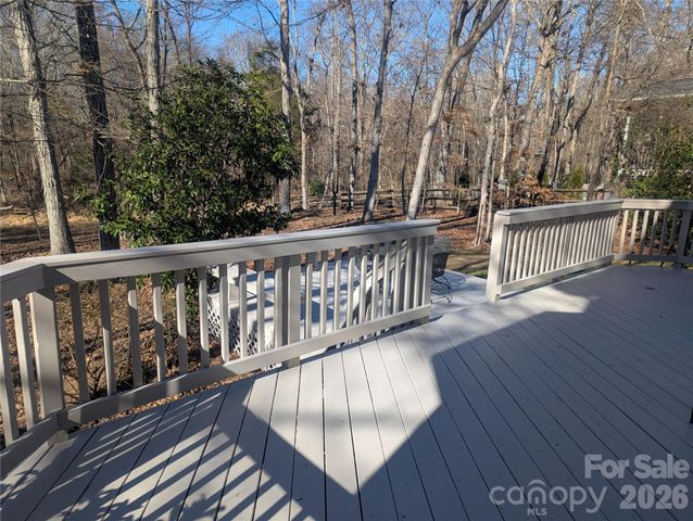 8403 Tintinhull Lane, Waxhaw, NC 28173