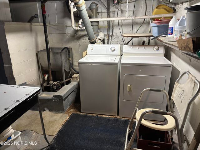 5664 Stewart Road, Sylvania, OH 43560