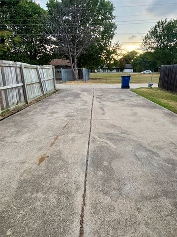 4205 Osage Drive, Rowlett, TX 75088