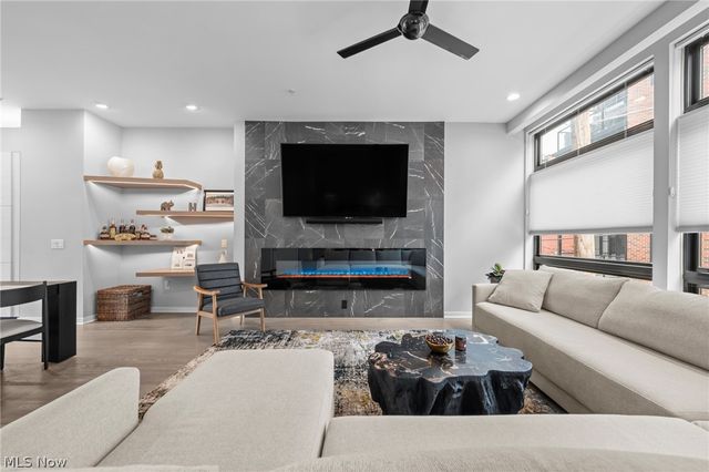 3110 Vine Court, Cleveland, OH 44113