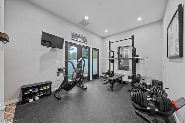 3110 Vine Court, Cleveland, OH 44113