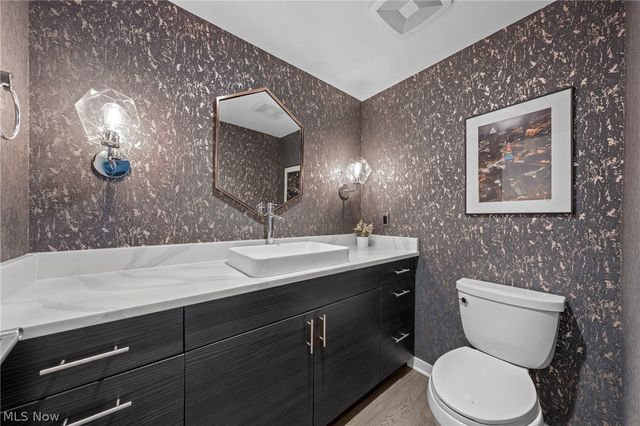 3110 Vine Court, Cleveland, OH 44113
