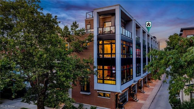 3110 Vine Court, Cleveland, OH 44113