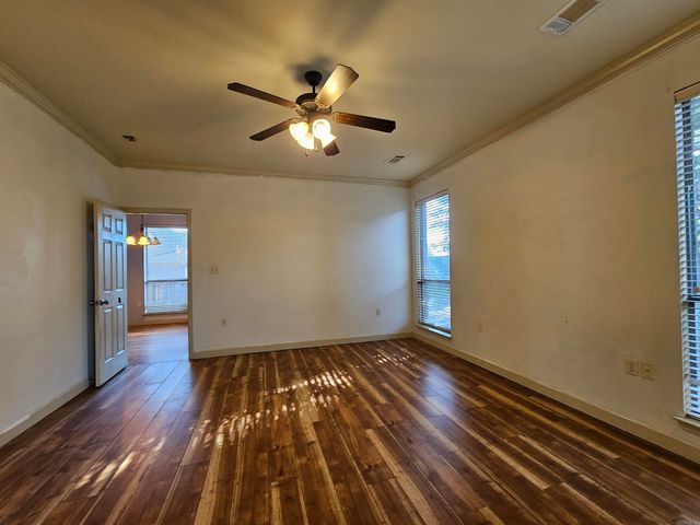 1904 Reveille, Jacksonville, AR 72076