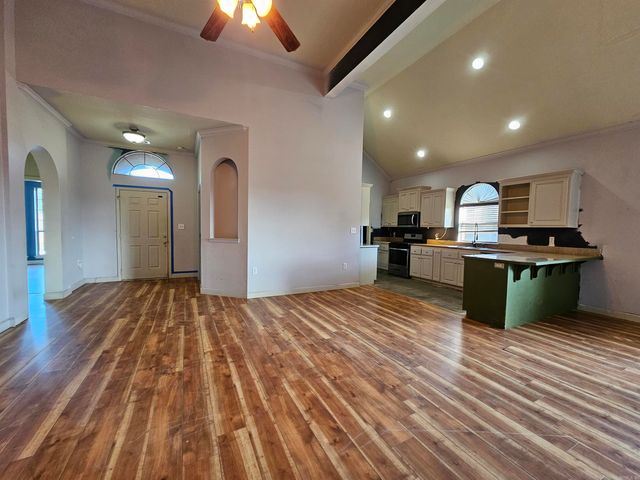 1904 Reveille, Jacksonville, AR 72076