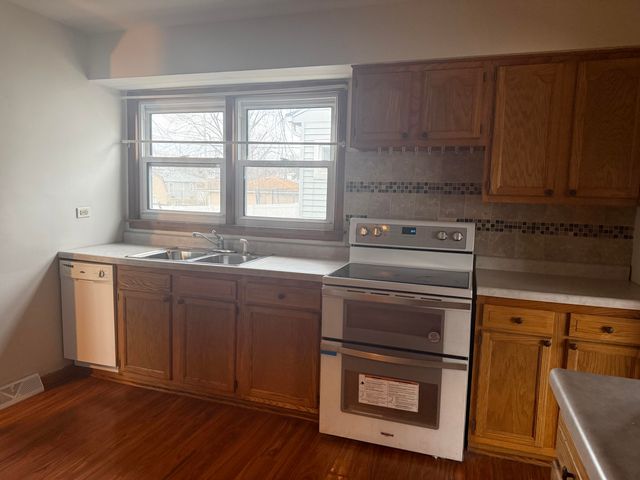 7021 Osborn Avenue, Hammond, IN 46323