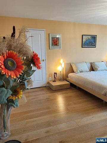 300 Winston Drive 2301, Cliffside Park, NJ 07010