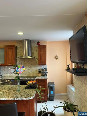 300 Winston Drive 2301, Cliffside Park, NJ 07010