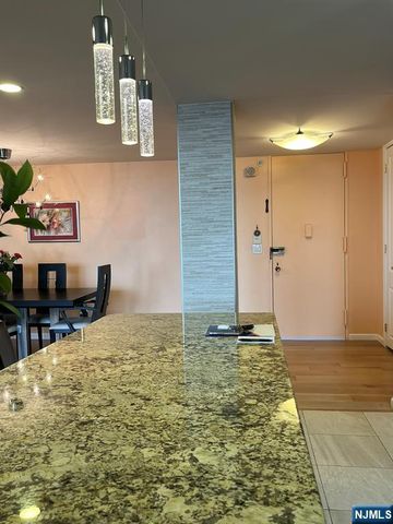 300 Winston Drive 2301, Cliffside Park, NJ 07010