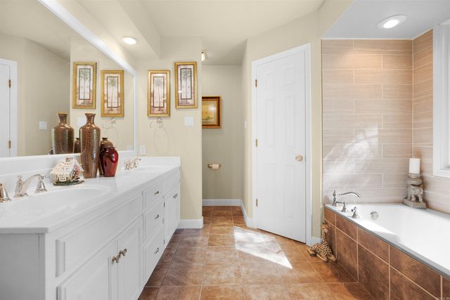 5 Culebra Place, Hot Springs Village, AR 71909