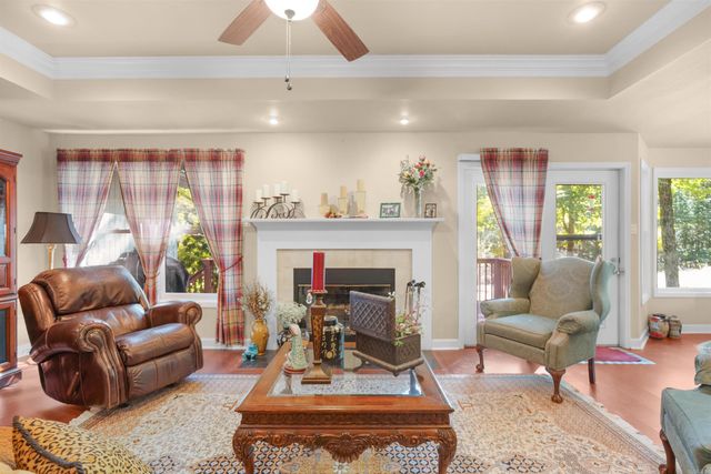 5 Culebra Place, Hot Springs Village, AR 71909