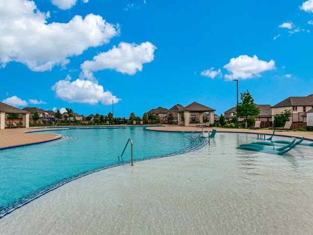 8254 Primrose Way, Dallas, TX 75252