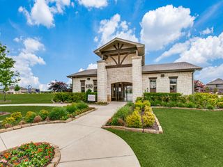 8254 Primrose Way, Dallas, TX 75252