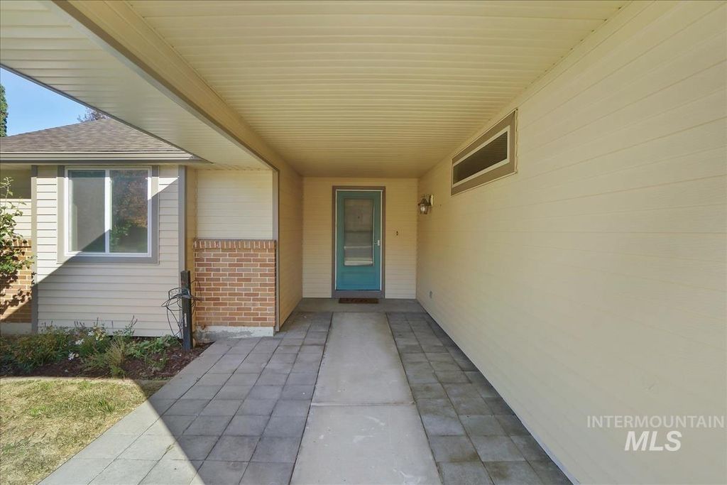 12034 W Alfred St, Boise, ID 83713 photo 4