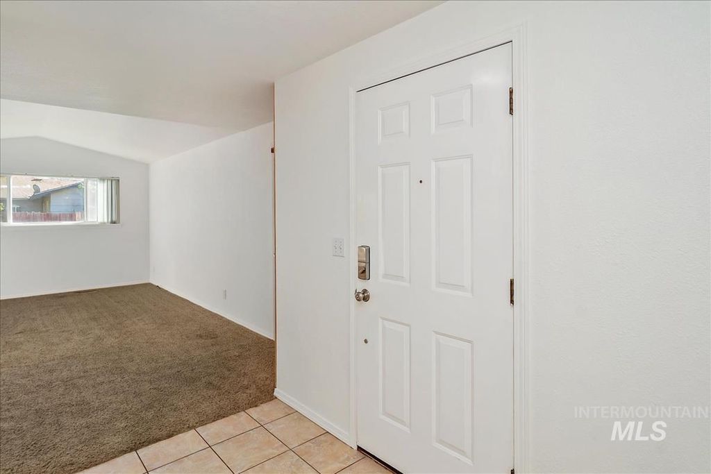 12034 W Alfred St, Boise, ID 83713 photo 5