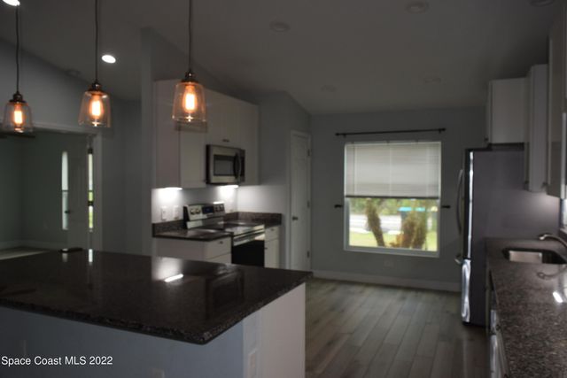 1328 Hazel Street NW, Palm Bay, FL 32907