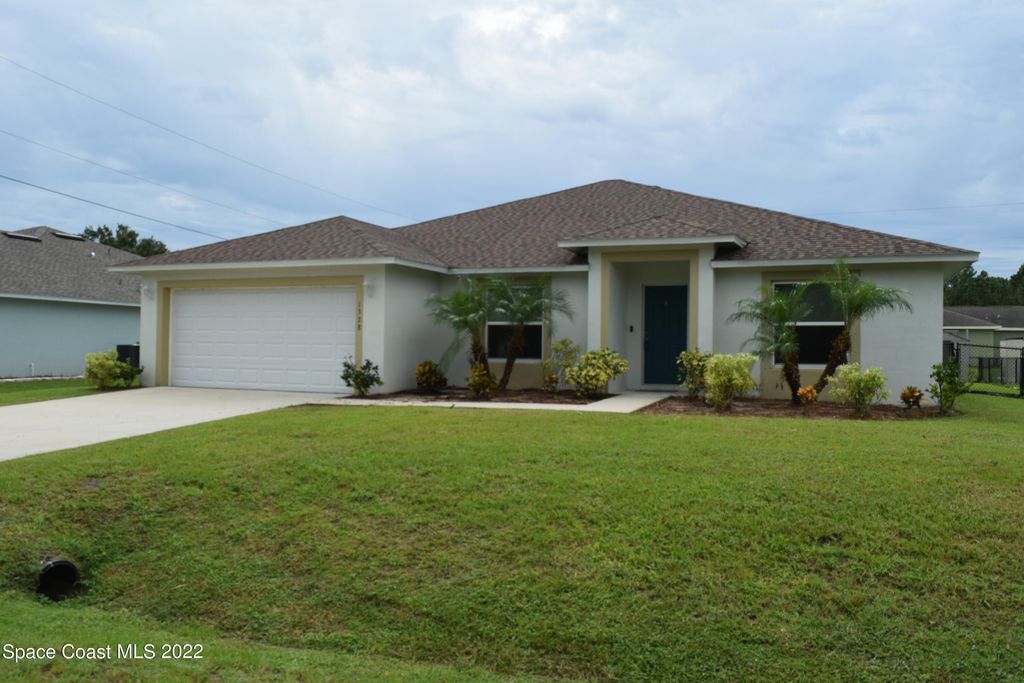 1328 Hazel Street NW, Palm Bay, FL 32907
