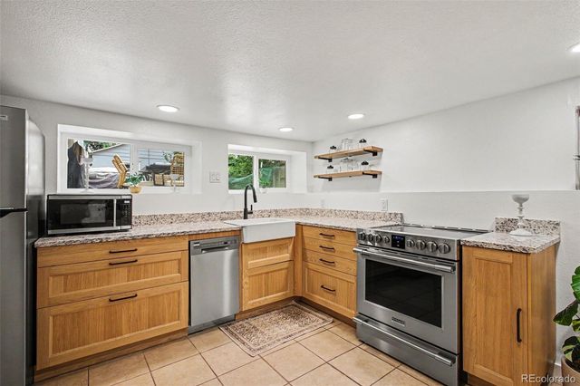 225 N Cedar Street, Colorado Springs, CO 80903