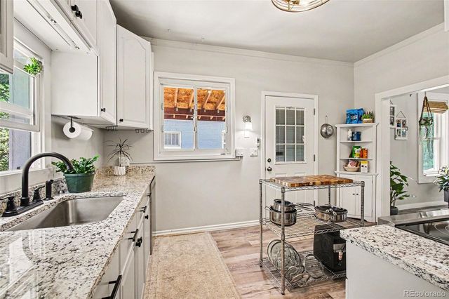 225 N Cedar Street, Colorado Springs, CO 80903