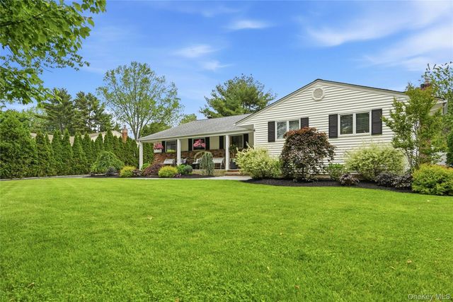 29 Kirkland Drive, Greenlawn, NY 11740