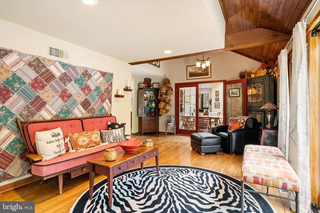 621 HANOVER DR, Wrightstown, NJ 08562