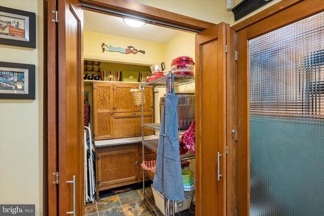 621 HANOVER DR, Wrightstown, NJ 08562