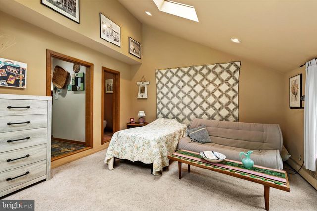 621 HANOVER DR, Wrightstown, NJ 08562