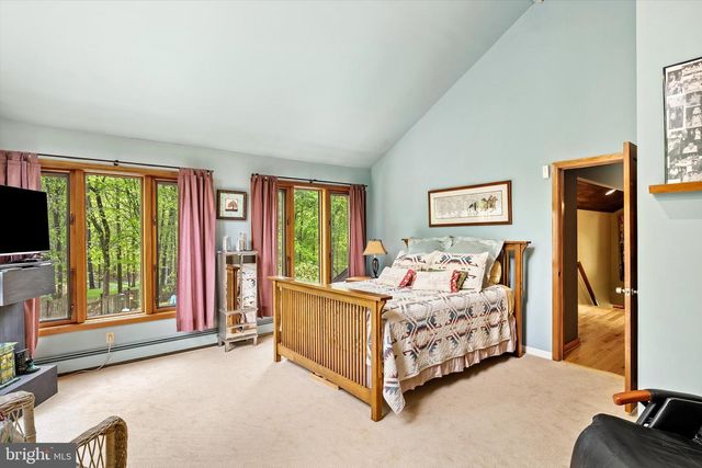 621 HANOVER DR, Wrightstown, NJ 08562