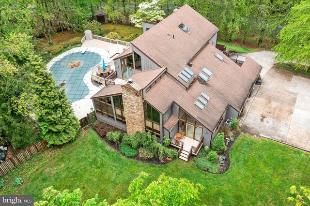 621 HANOVER DR, Wrightstown, NJ 08562