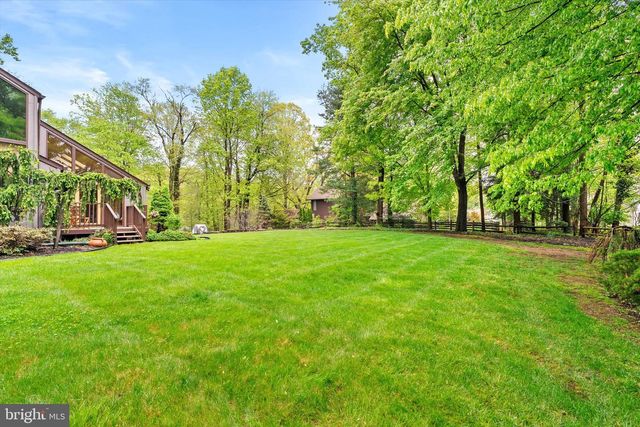 621 HANOVER DR, Wrightstown, NJ 08562