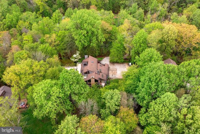 621 HANOVER DR, Wrightstown, NJ 08562