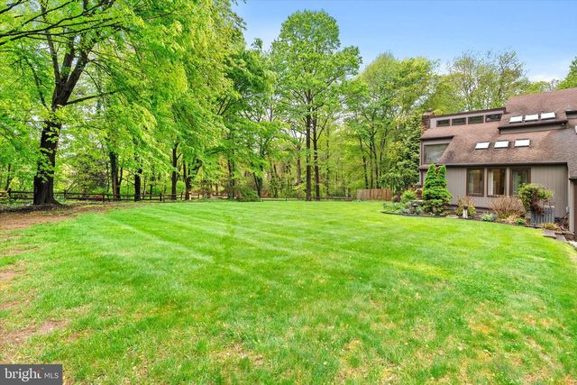 621 HANOVER DR, Wrightstown, NJ 08562