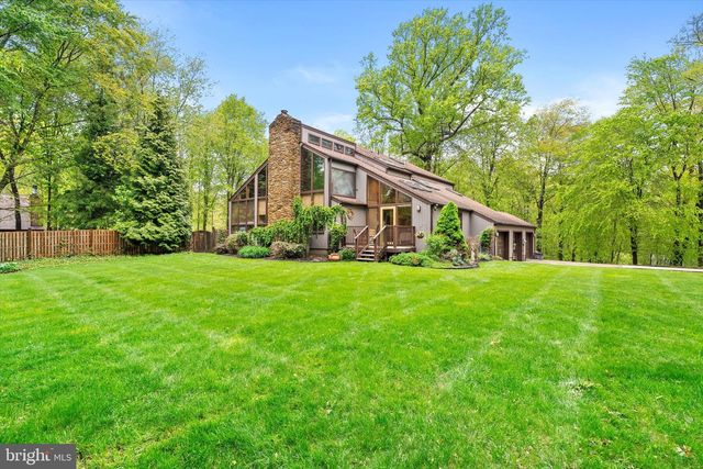 621 HANOVER DR, Wrightstown, NJ 08562