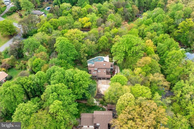 621 HANOVER DR, Wrightstown, NJ 08562