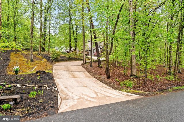 621 HANOVER DR, Wrightstown, NJ 08562