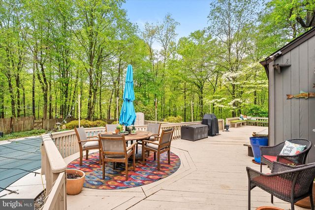 621 HANOVER DR, Wrightstown, NJ 08562
