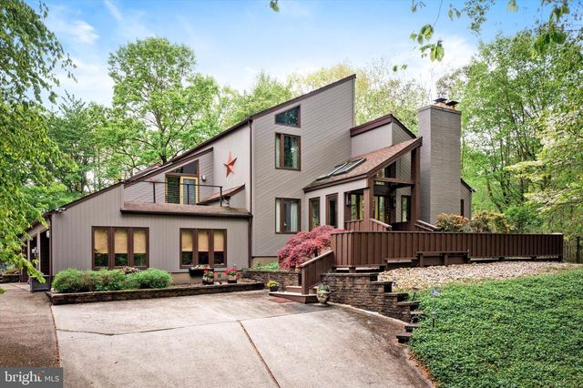 621 HANOVER DR, Wrightstown, NJ 08562