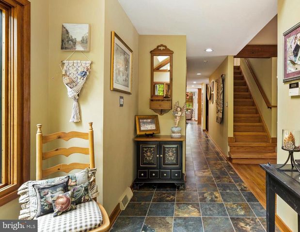 621 HANOVER DR, Wrightstown, NJ 08562