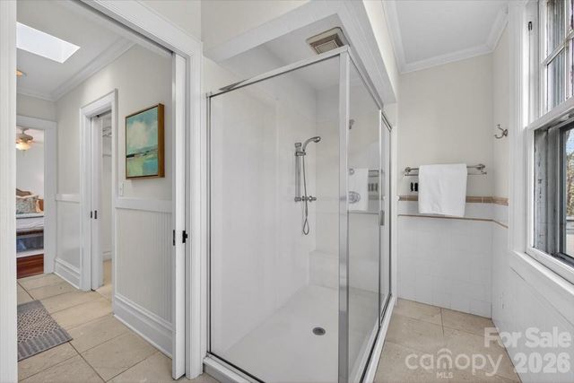 506 Hermitage Court, Charlotte, NC 28207