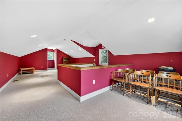 506 Hermitage Court, Charlotte, NC 28207