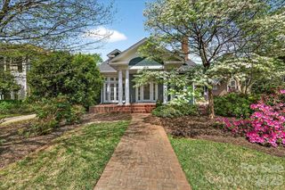 506 Hermitage Court, Charlotte, NC 28207