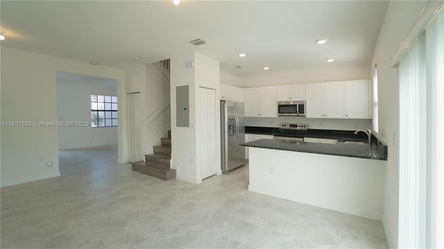 11214 SW 249th St 11214, Homestead, FL 33032