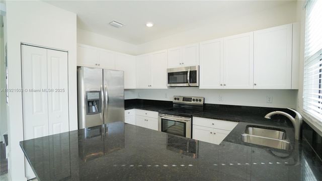 11214 SW 249th St 11214, Homestead, FL 33032