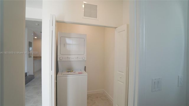 11214 SW 249th St 11214, Homestead, FL 33032