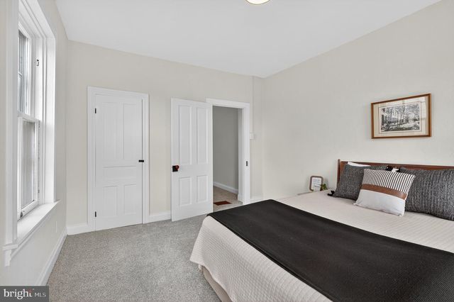 3 PINE ST, Hanover, PA 17331