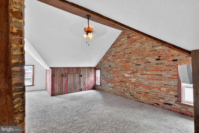 3 PINE ST, Hanover, PA 17331